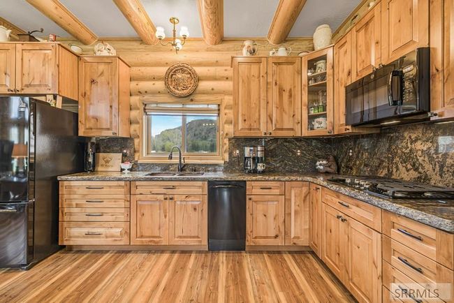 4550 N Us Highway 93, House other with 3 bedrooms, 3 bathrooms and 3 parking in Mackay ID | Image 18