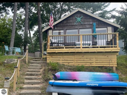 243 Arbor Dr, Lake, MI, 48632-9318 | Card Image