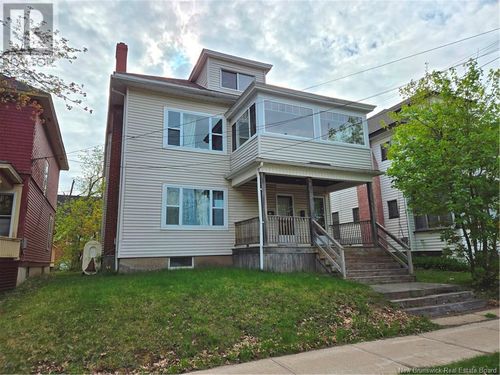 354 Cameron St, Moncton, NB, E1C5Z6 | Card Image