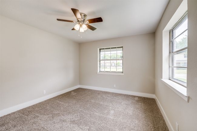 324 Deer Creek Rd, House other with 3 bedrooms, 2 bathrooms and null parking in Everman TX | Image 19