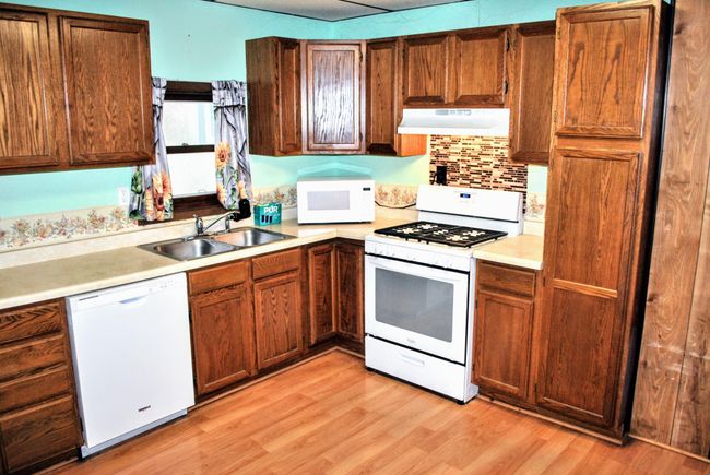 1015 Grove St, House other with 3 bedrooms, 2 bathrooms and null parking in Brainerd MN | Image 10
