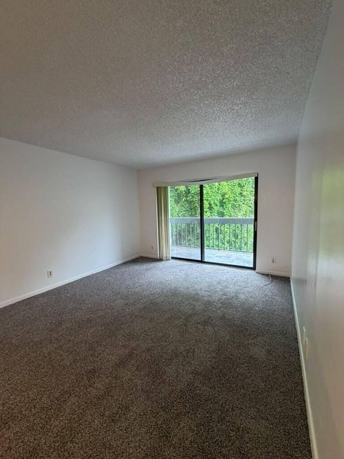 207-1750 N Congress Ave, West Palm Beach, FL, 33401-1614 | Card Image