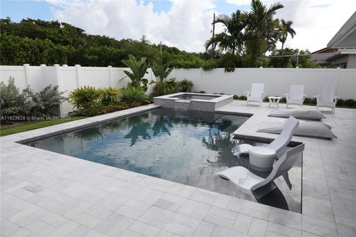 1321 Garfield St, Hollywood, FL, 33019-3127 | Card Image