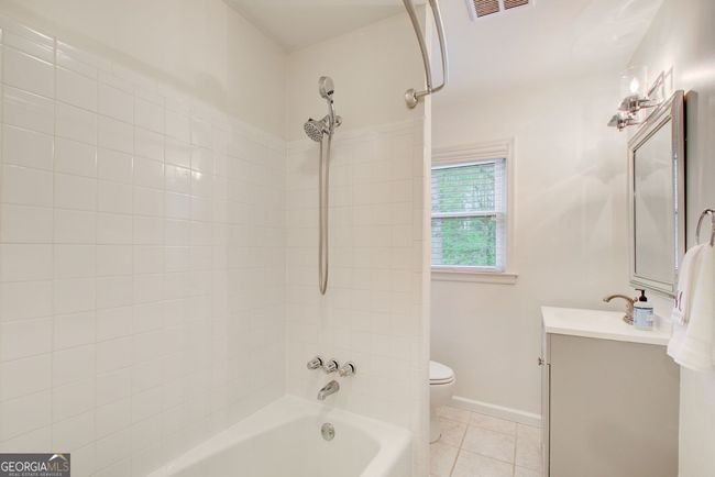 7295 Hunters Branch Dr, House other with 4 bedrooms, 3 bathrooms and null parking in Sandy Springs GA | Image 15