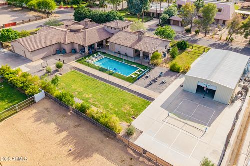 11102 E Victoria St, Chandler, AZ, 85248-7811 | Card Image