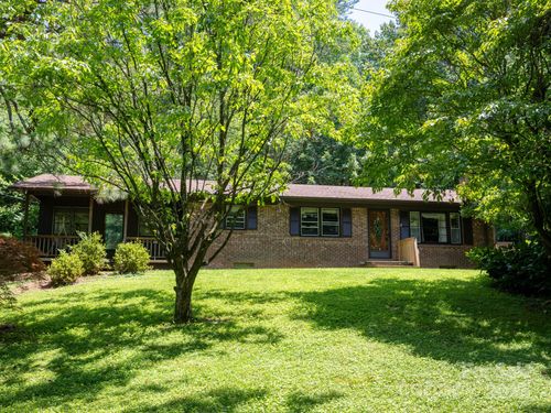 215 North Fork Drive, Marion, NC, 28752 | Card Image