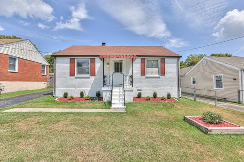 629 Neelys Bend Rd, Madison, TN, 37115-4924 | Card Image