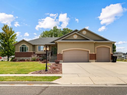 192 N 4600 W, West Point, UT, 84015-7012 | Card Image