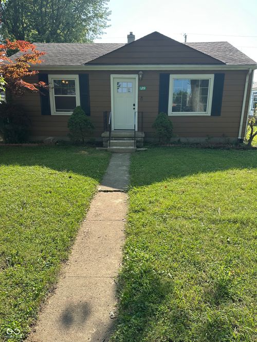 129 Carlisle St, Bargersville, IN, 46106-8406 | Card Image