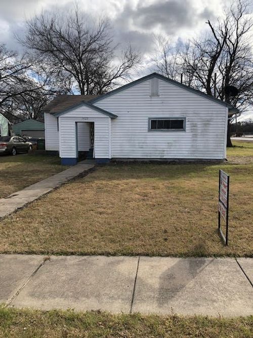 1622 Park Ave, Garland, TX, 75042-8155 | Card Image