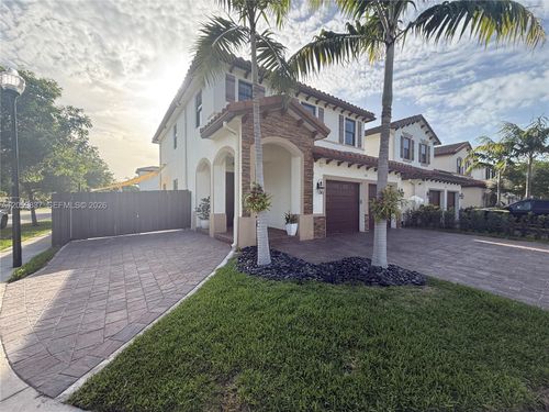 116 Ne 24th Ter, Homestead, FL, 33033-6212 | Card Image