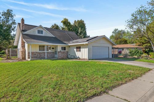 2802 Layton Dr, Davis, CA, 95618-1629 | Card Image
