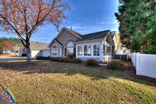 142 Ravines Ln, Spartanburg, SC, 29301-1252 | Card Image