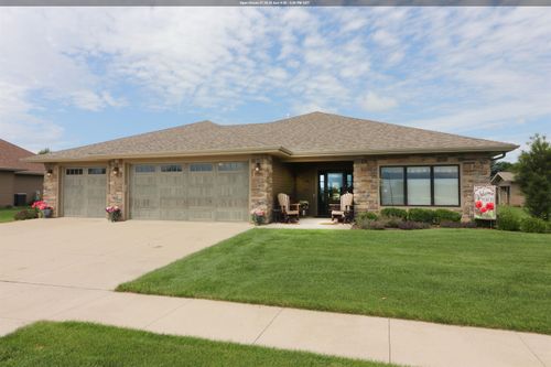 1909 22nd Ave W, Spencer, IA, 51301-2620 | Card Image