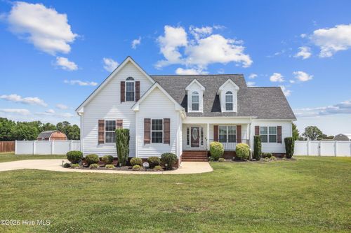202 Mary Frances Way, Pikeville, NC, 27863-2500 | Card Image