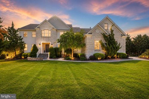 17 Kimble Ct, Hillsborough, NJ, 08844-2333 | Card Image