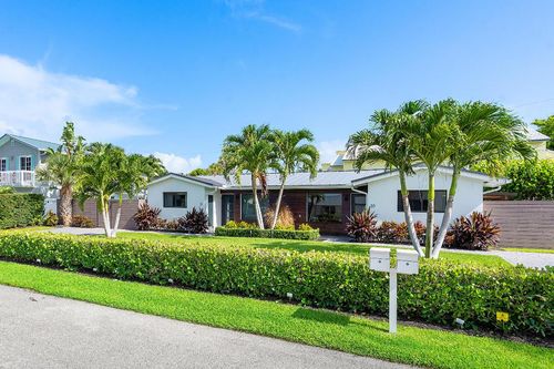 30 Hersey Dr, Ocean Ridge, FL, 33435-7017 | Card Image
