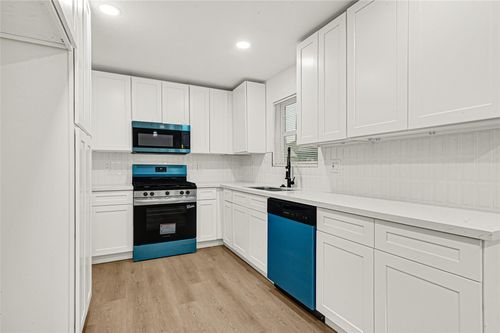 2204 Benson Dr, Galena Park, TX, 77547-2113 | Card Image