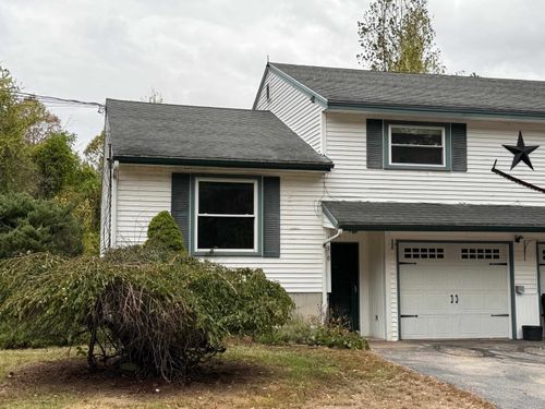 130 Borough Rd, Concord, NH, 03303-1836 | Card Image