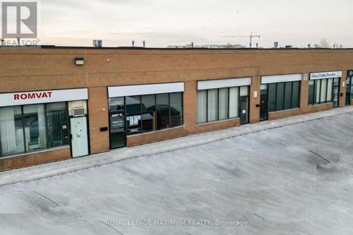 15-44 Goodmark Pl, Etobicoke, ON, M9W6N8 | Card Image