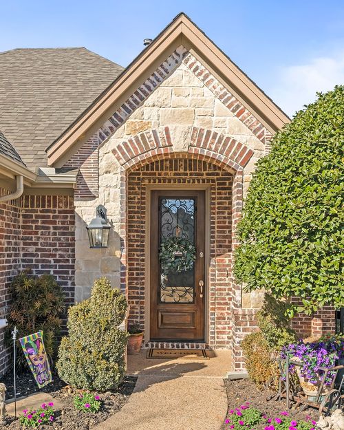 645 E Hill St, Keller, TX, 76248-2411 | Card Image