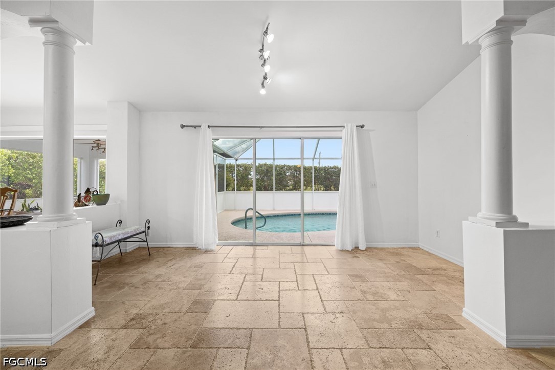 Residential in Lehigh Acres 5