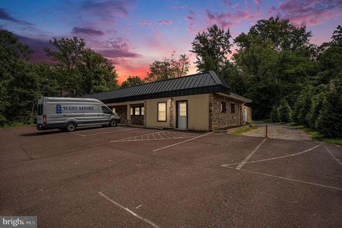 a-2425 Blair Mill Rd, WILLOW GROVE, PA, 19090-1703 | Card Image