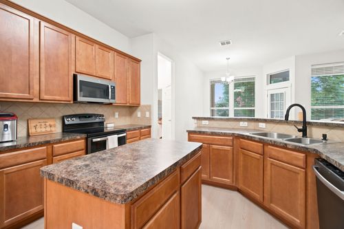 219 Southpeak Ln, Ponder, TX, 76259-6016 | Card Image