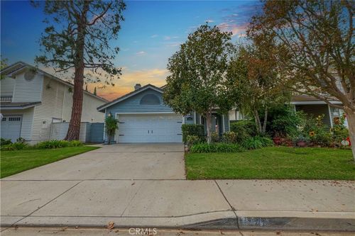 4441 Cedarglen Ct, Moorpark, CA, 93021-2708 | Card Image