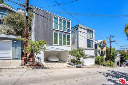 8441 Ridpath Dr, Los Angeles, CA, 90046-7711 | Card Image