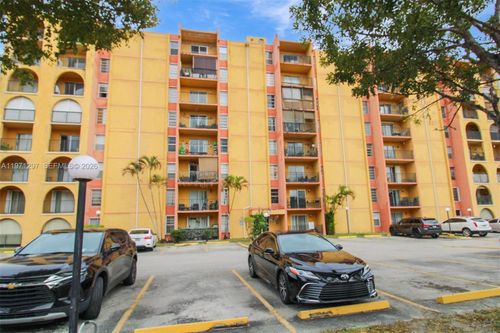 604-10-4717 Nw 7th St, Miami, FL, 33126-2251 | Card Image
