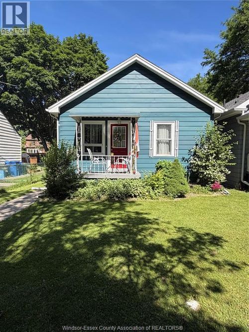 3612 King St, Windsor, ON, N9C1P5 | Card Image