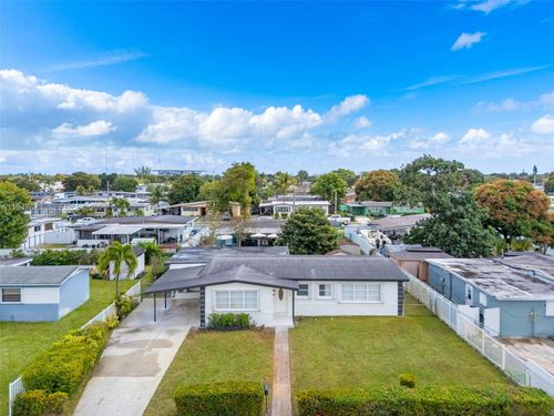 19525 Nw 38th Ct, Miami Gardens, FL, 33055-1954 | Card Image