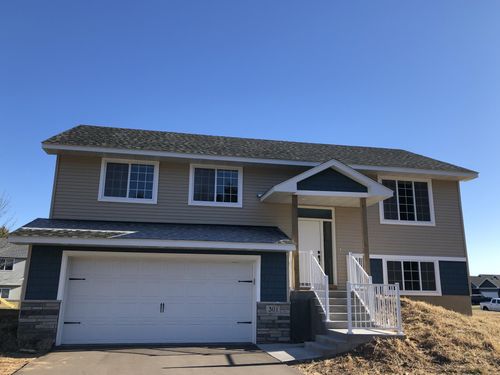 301 Harriman St, Somerset, WI, 54025-9095 | Card Image