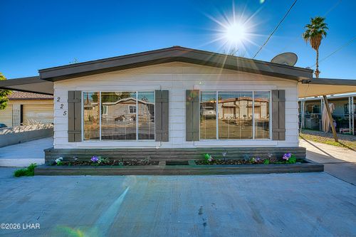 225 N Moonlight Dr, Parker, AZ, 85344-4115 | Card Image