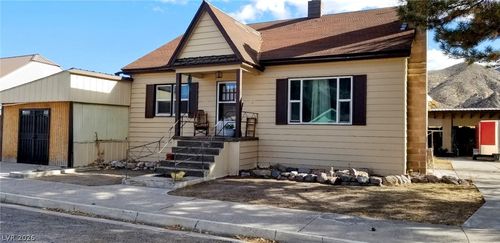 561 Main St, Caliente, NV, 89008-2213 | Card Image