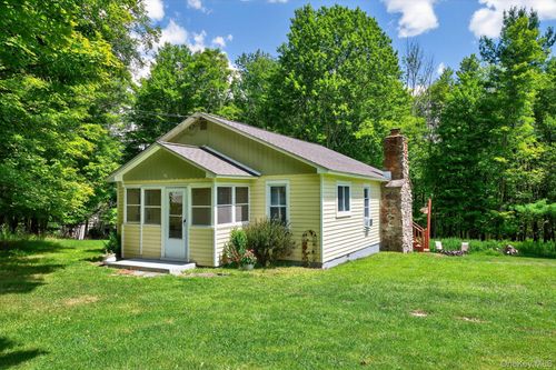 49 Caston Rd, Greenfield Park, NY, 12435-5316 | Card Image