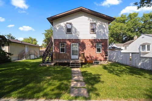 5212 52 St, Camrose, AB, T4V1V8 | Card Image