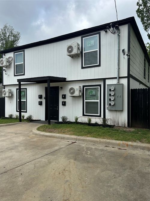 b-407 N Justin Ave, Dallas, TX, 75211-3834 | Card Image