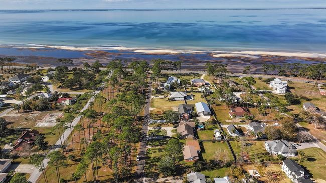 109 Allen Memorial Way, House other with 3 bedrooms, 2 bathrooms and 6 parking in Port St. Joe FL | Image 30