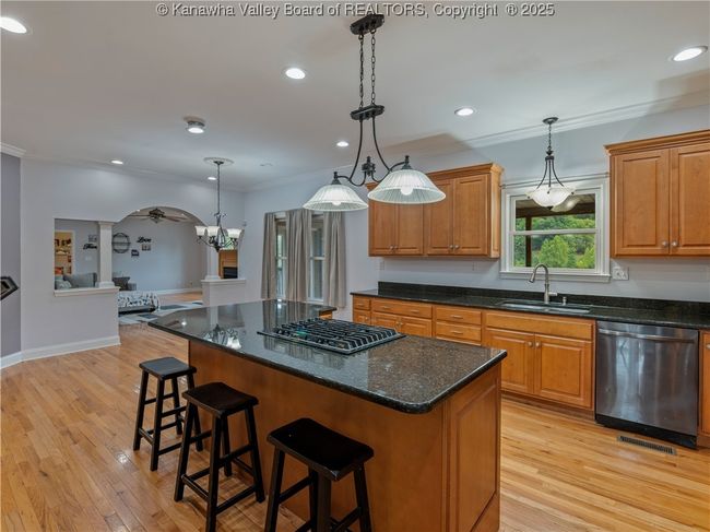 75 Poinsetta Dr, House other with 6 bedrooms, 6 bathrooms and null parking in Scott Depot WV | Image 7