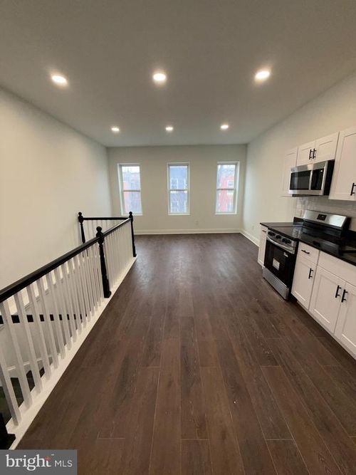 2028 Druid Hill Ave, BALTIMORE, MD, 21217-4877 | Card Image