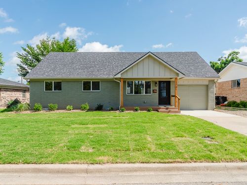 1705 W Cypress St, Rogers, AR, 72758-4126 | Card Image