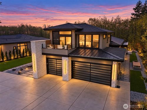 5684 Lux Ln, Blaine, WA, 98230-5116 | Card Image
