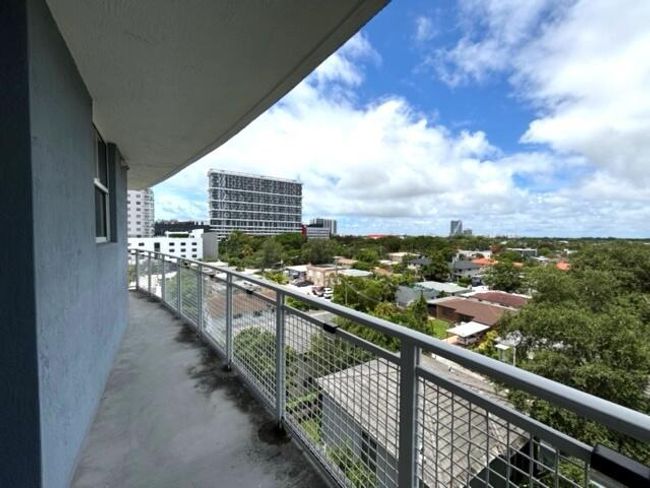 APT-603 - 2600 Sw 27 Th Ave, Condo with 2 bedrooms, 2 bathrooms and null parking in Miami FL | Image 19