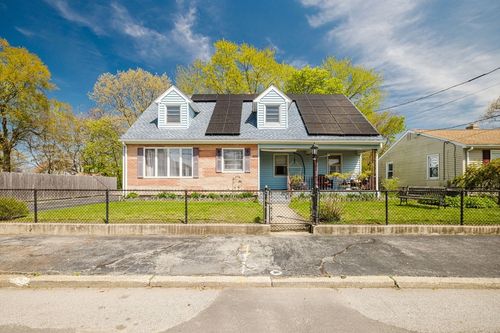 103 Clews St, Pawtucket, RI, 02861-1405 | Card Image