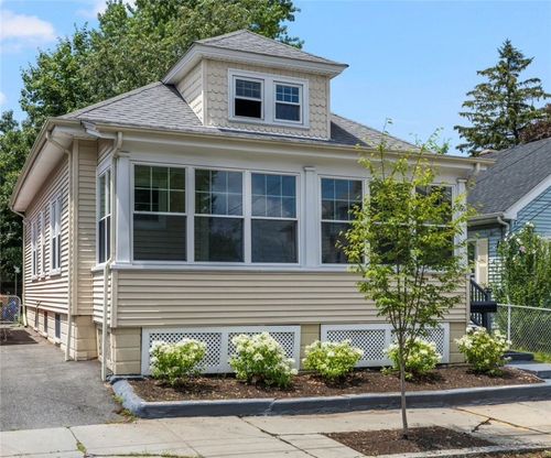 66 Grosvenor Ave, Providence, RI, 02908-4225 | Card Image