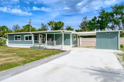 16 Sonderhen Dr, NAPLES, FL, 34114-8211 | Card Image