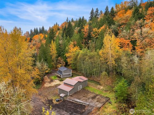 10304 296th Ave Ne, Carnation, WA, 98014-9009 | Card Image