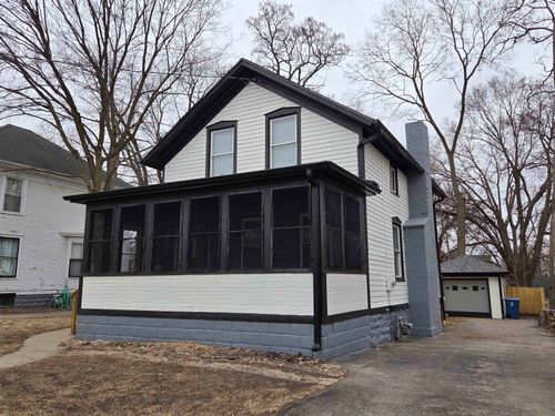 313 W 6th St, DIXON, IL, 61021-3607 | Card Image